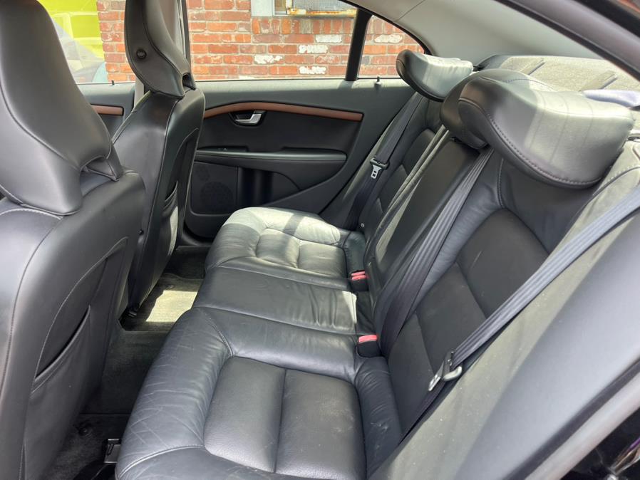 2010 Volvo S80 4dr Sdn I6 FWD, available for sale in Naugatuck, Connecticut | Riverside Motorcars, LLC. Naugatuck, Connecticut 2010 Volvo S80 4dr Sdn I6 FWD, available for sale in Naugatuck, Connecticut | Riverside Motorcars, LLC. Naugatuck, Connecticut