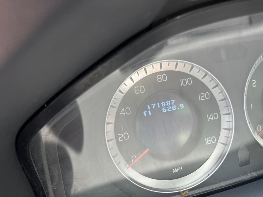 2010 Volvo S80 4dr Sdn I6 FWD, available for sale in Naugatuck, Connecticut | Riverside Motorcars, LLC. Naugatuck, Connecticut 2010 Volvo S80 4dr Sdn I6 FWD, available for sale in Naugatuck, Connecticut | Riverside Motorcars, LLC. Naugatuck, Connecticut
