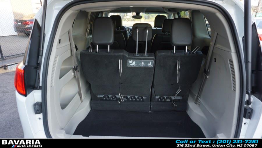 2018 Chrysler Pacifica Touring L FWD, available for sale in Union City, New Jersey | Bavaria Auto Imports. Union City, New Jersey 2018 Chrysler Pacifica Touring L FWD, available for sale in Union City, New Jersey | Bavaria Auto Imports. Union City, New Jersey