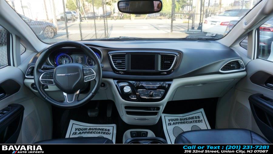 2018 Chrysler Pacifica Touring L FWD, available for sale in Union City, New Jersey | Bavaria Auto Imports. Union City, New Jersey 2018 Chrysler Pacifica Touring L FWD, available for sale in Union City, New Jersey | Bavaria Auto Imports. Union City, New Jersey