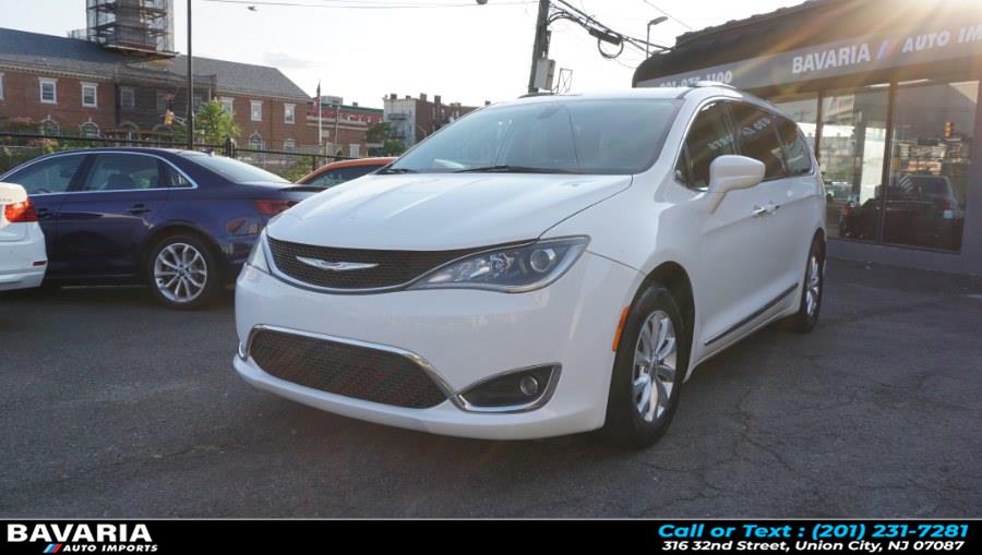 2018 Chrysler Pacifica Touring L FWD, available for sale in Union City, New Jersey | Bavaria Auto Imports. Union City, New Jersey 2018 Chrysler Pacifica Touring L FWD, available for sale in Union City, New Jersey | Bavaria Auto Imports. Union City, New Jersey