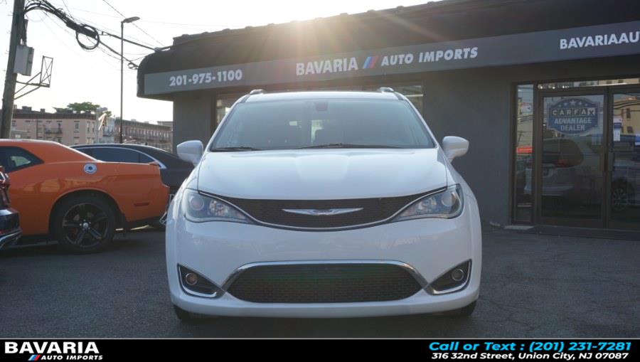 2018 Chrysler Pacifica Touring L FWD, available for sale in Union City, New Jersey | Bavaria Auto Imports. Union City, New Jersey 2018 Chrysler Pacifica Touring L FWD, available for sale in Union City, New Jersey | Bavaria Auto Imports. Union City, New Jersey