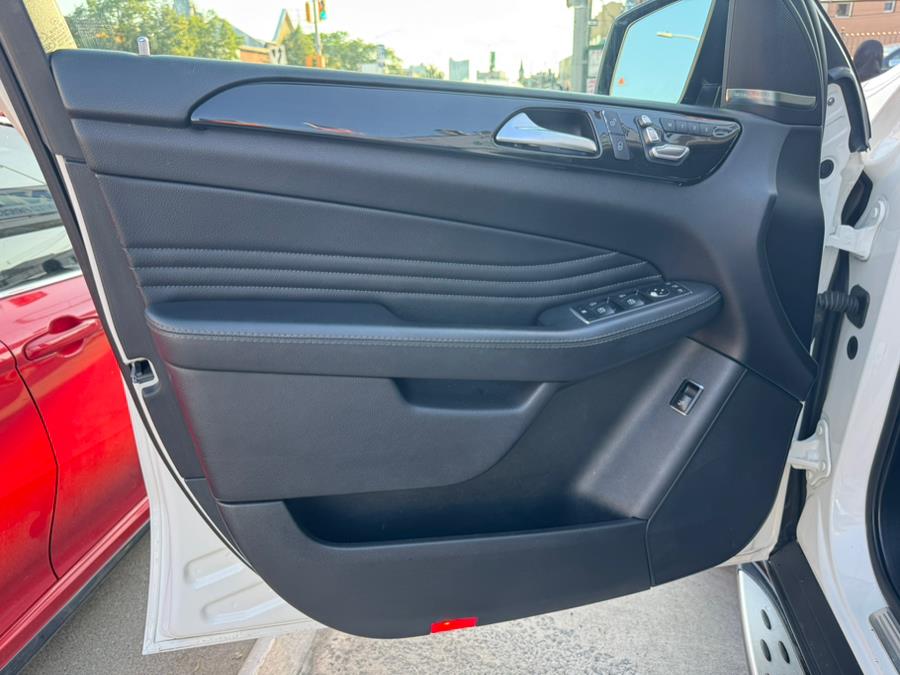 2019 Mercedes-Benz GLE AMG GLE 43 4MATIC Coupe, available for sale in Jamaica, New York | Sunrise Autoland. Jamaica, New York 2019 Mercedes-Benz GLE AMG GLE 43 4MATIC Coupe, available for sale in Jamaica, New York | Sunrise Autoland. Jamaica, New York