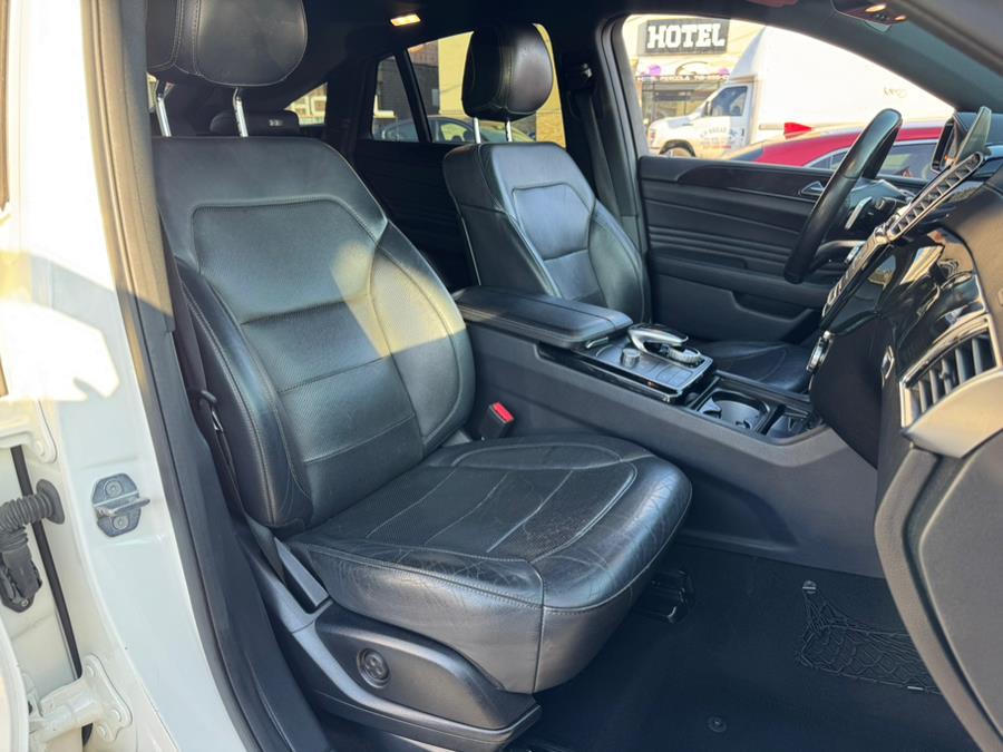 2019 Mercedes-Benz GLE AMG GLE 43 4MATIC Coupe, available for sale in Jamaica, New York | Sunrise Autoland. Jamaica, New York 2019 Mercedes-Benz GLE AMG GLE 43 4MATIC Coupe, available for sale in Jamaica, New York | Sunrise Autoland. Jamaica, New York