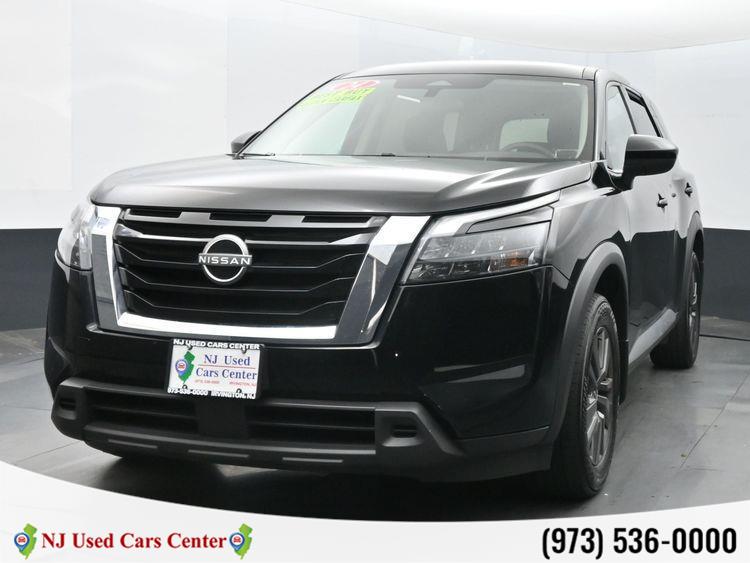 Used 2024 Nissan Pathfinder in Irvington, New Jersey | NJ Used Cars Center. Irvington, New Jersey
