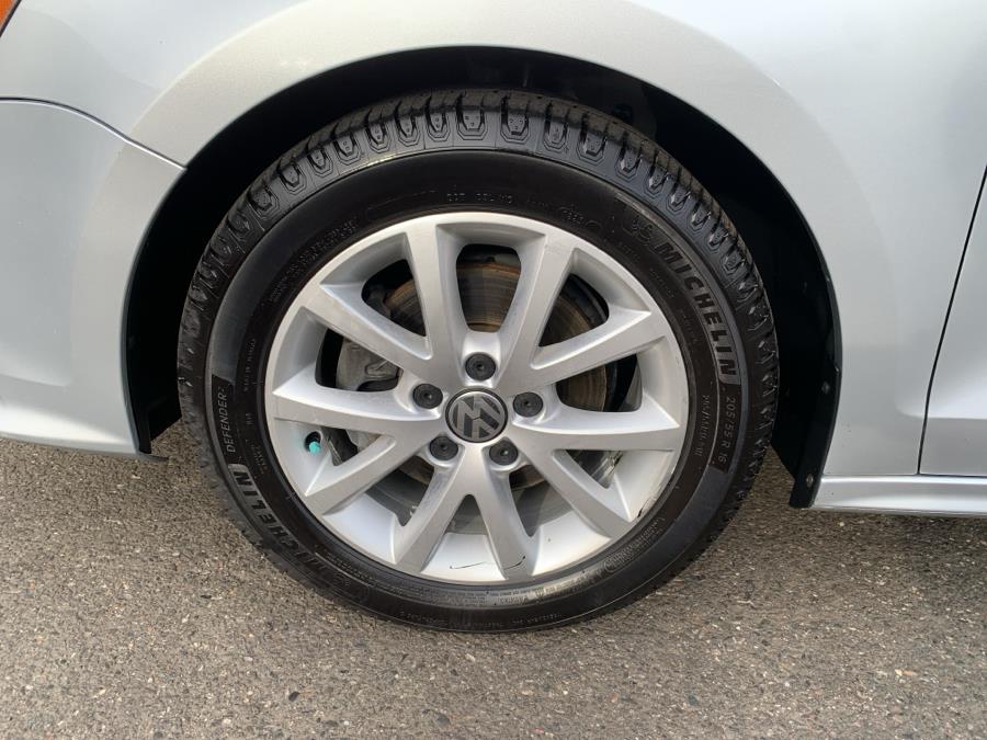2015 Volkswagen Jetta Sedan 4dr Auto 1.8T SE w/Connectivity/Navigation PZEV, available for sale in Springfield, Massachusetts | Absolute Motors Inc. Springfield, Massachusetts 2015 Volkswagen Jetta Sedan 4dr Auto 1.8T SE w/Connectivity/Navigation PZEV, available for sale in Springfield, Massachusetts | Absolute Motors Inc. Springfield, Massachusetts