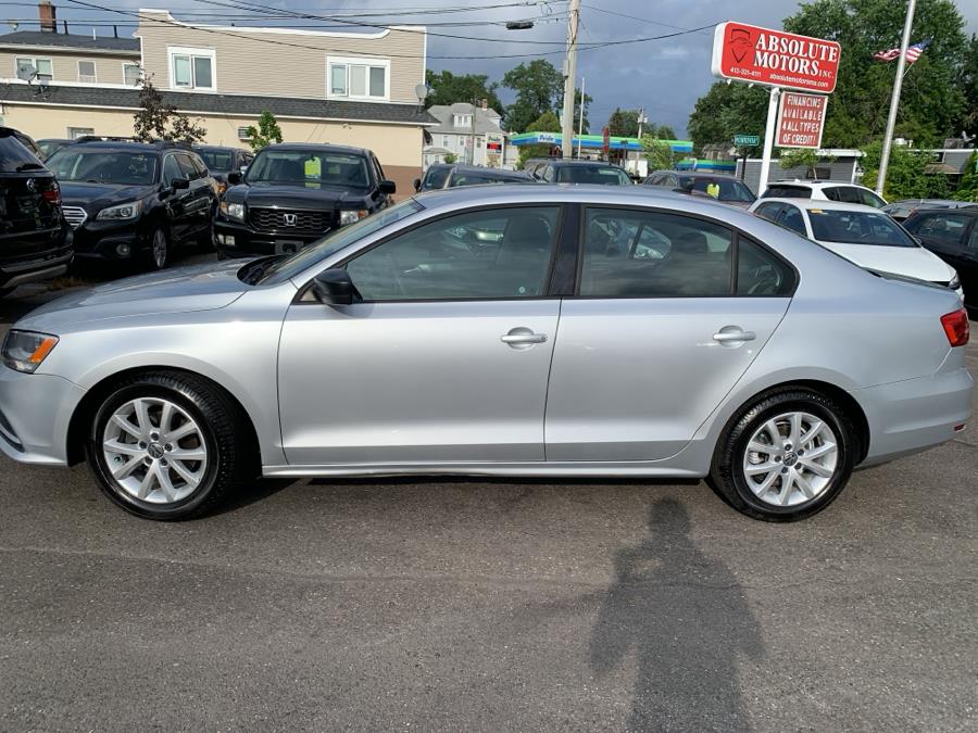 2015 Volkswagen Jetta Sedan 4dr Auto 1.8T SE w/Connectivity/Navigation PZEV, available for sale in Springfield, Massachusetts | Absolute Motors Inc. Springfield, Massachusetts 2015 Volkswagen Jetta Sedan 4dr Auto 1.8T SE w/Connectivity/Navigation PZEV, available for sale in Springfield, Massachusetts | Absolute Motors Inc. Springfield, Massachusetts