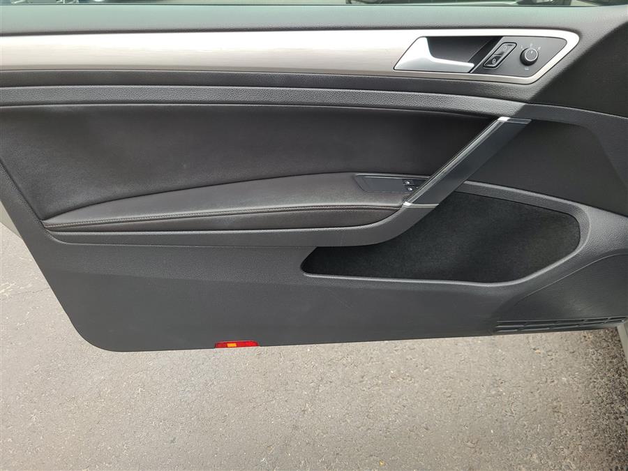 2015 Volkswagen Golf 2dr HB Man TSI S, available for sale in Canton, Connecticut | Lava Motors. Canton, Connecticut 2015 Volkswagen Golf 2dr HB Man TSI S, available for sale in Canton, Connecticut | Lava Motors. Canton, Connecticut