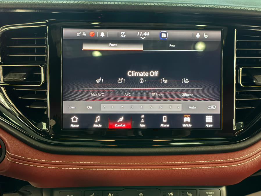 2022 Dodge Durango SRT 392 AWD, available for sale in Massapequa Park, New York | Power Motors East. Massapequa Park, New York 2022 Dodge Durango SRT 392 AWD, available for sale in Massapequa Park, New York | Power Motors East. Massapequa Park, New York