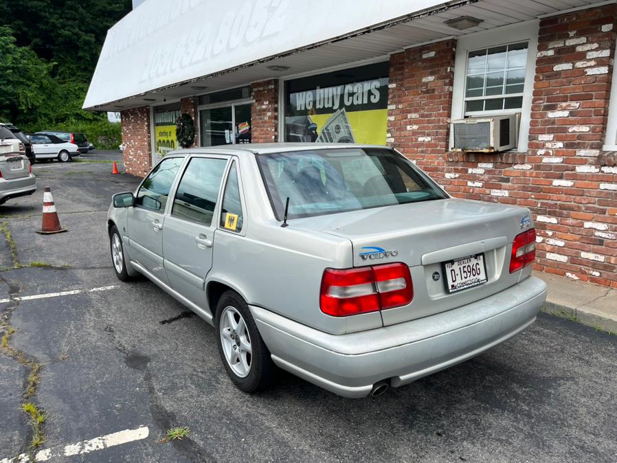 2000 Volvo S70 M SE 4dr Sdn, available for sale in Naugatuck, Connecticut | Riverside Motorcars, LLC. Naugatuck, Connecticut 2000 Volvo S70 M SE 4dr Sdn, available for sale in Naugatuck, Connecticut | Riverside Motorcars, LLC. Naugatuck, Connecticut