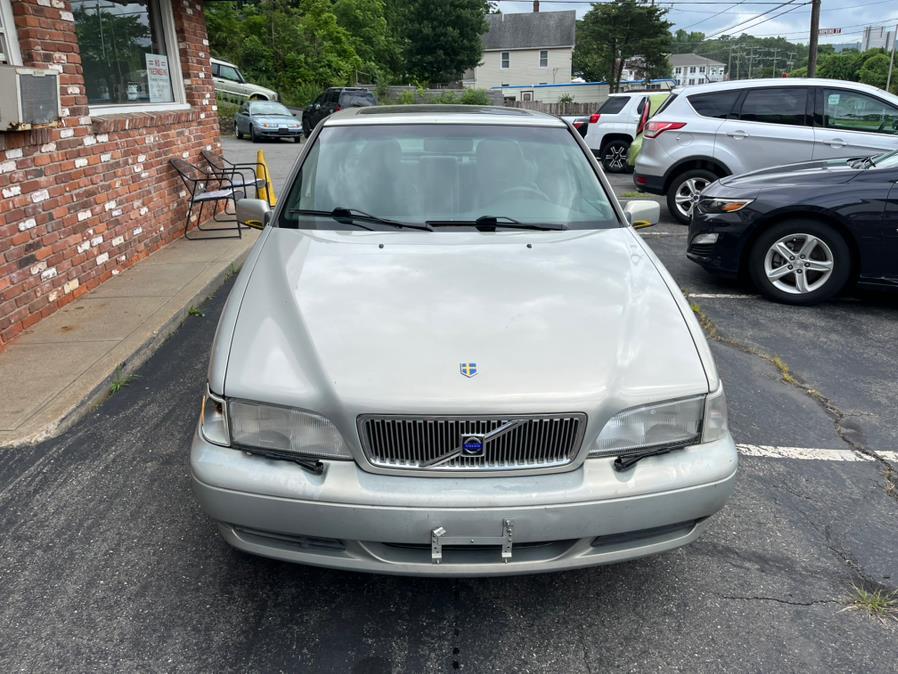 2000 Volvo S70 M SE 4dr Sdn, available for sale in Naugatuck, Connecticut | Riverside Motorcars, LLC. Naugatuck, Connecticut 2000 Volvo S70 M SE 4dr Sdn, available for sale in Naugatuck, Connecticut | Riverside Motorcars, LLC. Naugatuck, Connecticut
