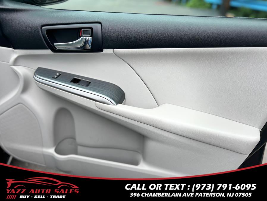 2012 Toyota Camry Hybrid 4dr Sdn XLE, available for sale in Paterson, New Jersey | Yazz Auto Sales. Paterson, New Jersey 2012 Toyota Camry Hybrid 4dr Sdn XLE, available for sale in Paterson, New Jersey | Yazz Auto Sales. Paterson, New Jersey