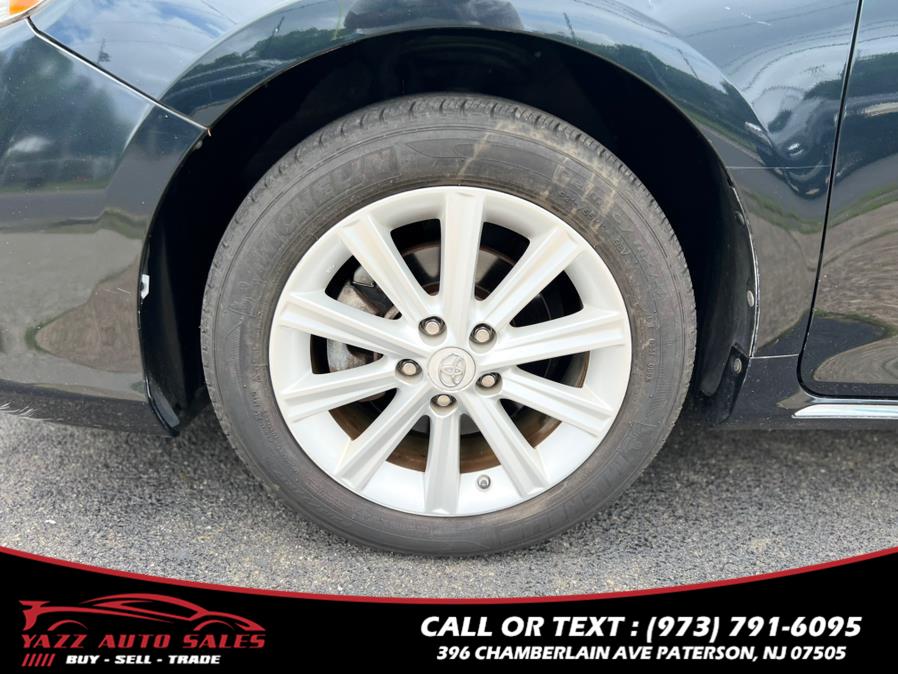 2012 Toyota Camry Hybrid 4dr Sdn XLE, available for sale in Paterson, New Jersey | Yazz Auto Sales. Paterson, New Jersey 2012 Toyota Camry Hybrid 4dr Sdn XLE, available for sale in Paterson, New Jersey | Yazz Auto Sales. Paterson, New Jersey