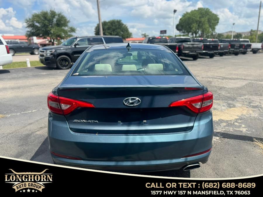 2015 Hyundai Sonata 4dr Sdn 2.4L SE, available for sale in Mansfield, Texas | Longhorn Auto Group. Mansfield, Texas 2015 Hyundai Sonata 4dr Sdn 2.4L SE, available for sale in Mansfield, Texas | Longhorn Auto Group. Mansfield, Texas