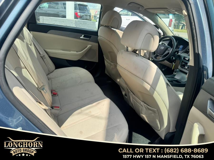 2015 Hyundai Sonata 4dr Sdn 2.4L SE, available for sale in Mansfield, Texas | Longhorn Auto Group. Mansfield, Texas 2015 Hyundai Sonata 4dr Sdn 2.4L SE, available for sale in Mansfield, Texas | Longhorn Auto Group. Mansfield, Texas