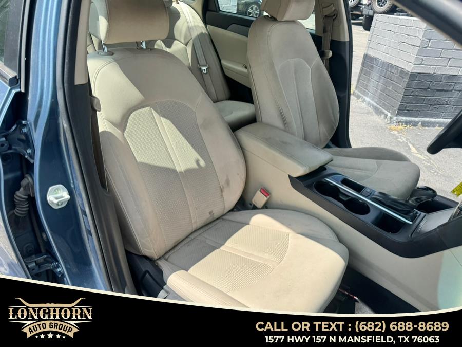 2015 Hyundai Sonata 4dr Sdn 2.4L SE, available for sale in Mansfield, Texas | Longhorn Auto Group. Mansfield, Texas 2015 Hyundai Sonata 4dr Sdn 2.4L SE, available for sale in Mansfield, Texas | Longhorn Auto Group. Mansfield, Texas