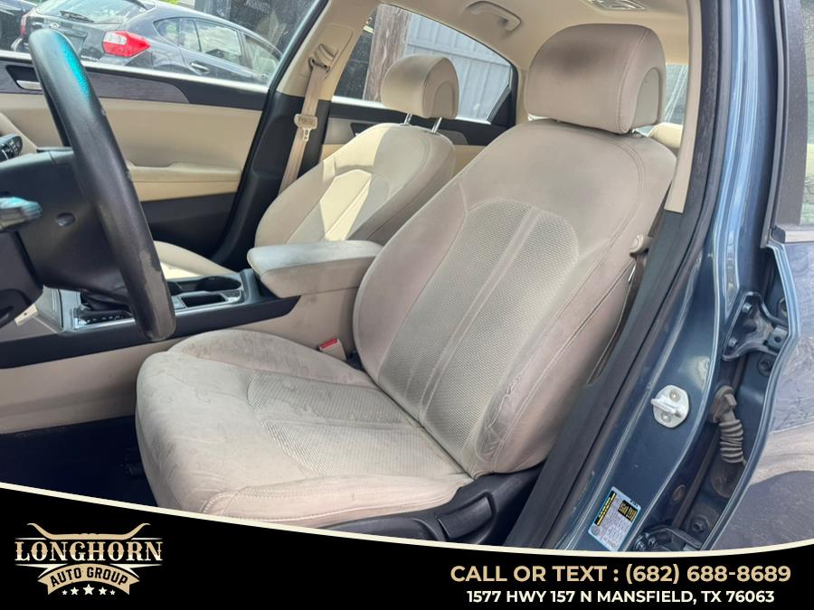 2015 Hyundai Sonata 4dr Sdn 2.4L SE, available for sale in Mansfield, Texas | Longhorn Auto Group. Mansfield, Texas 2015 Hyundai Sonata 4dr Sdn 2.4L SE, available for sale in Mansfield, Texas | Longhorn Auto Group. Mansfield, Texas