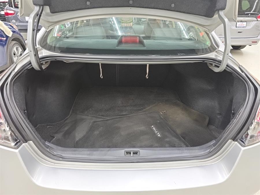 2009 Nissan Altima 4dr Sdn I4 CVT 2.5 SL, available for sale in West Haven, Connecticut | Auto Fair Inc.. West Haven, Connecticut 2009 Nissan Altima 4dr Sdn I4 CVT 2.5 SL, available for sale in West Haven, Connecticut | Auto Fair Inc.. West Haven, Connecticut