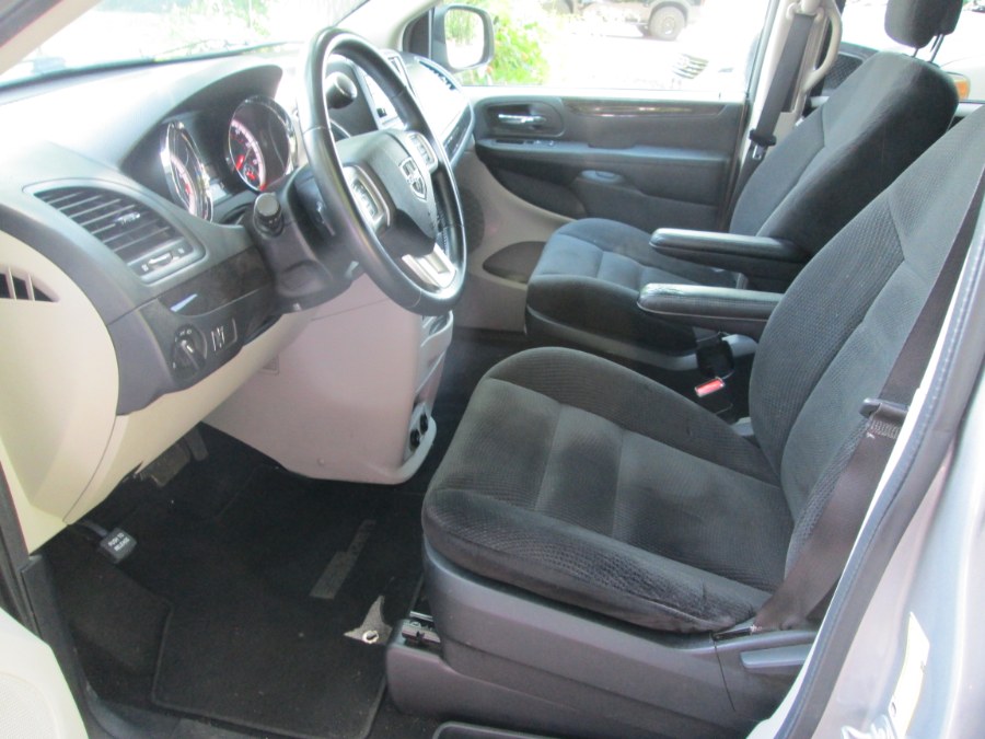 2017 Dodge Grand Caravan SE Wagon, available for sale in Levittown, Pennsylvania | Levittown Auto. Levittown, Pennsylvania 2017 Dodge Grand Caravan SE Wagon, available for sale in Levittown, Pennsylvania | Levittown Auto. Levittown, Pennsylvania