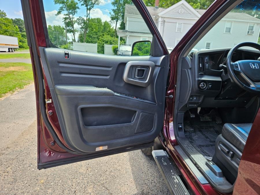 2012 Honda Ridgeline RTL Leather Sunroof, available for sale in East Windsor, Connecticut | Toro Auto. East Windsor, Connecticut 2012 Honda Ridgeline RTL Leather Sunroof, available for sale in East Windsor, Connecticut | Toro Auto. East Windsor, Connecticut