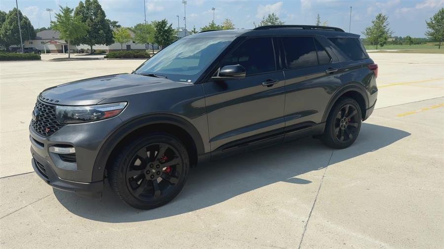 2020 Ford Explorer ST photo 4