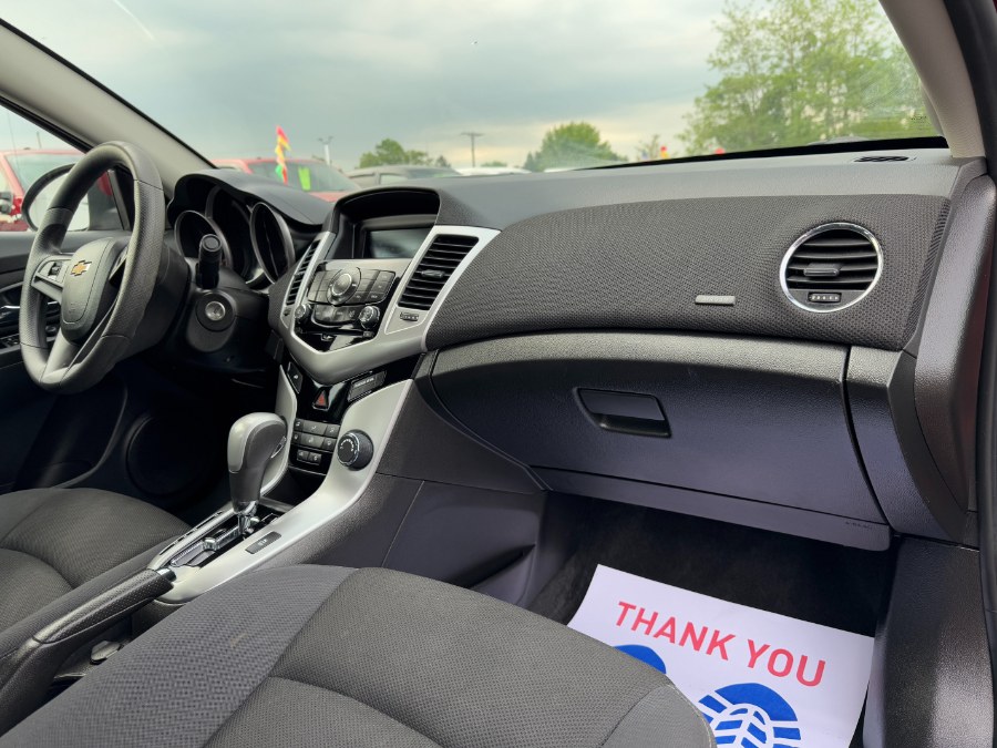 2016 Chevrolet Cruze Limited 4dr Sdn Auto LT w/1LT, available for sale in Ortonville, Michigan | Marsh Auto Sales LLC. Ortonville, Michigan 2016 Chevrolet Cruze Limited 4dr Sdn Auto LT w/1LT, available for sale in Ortonville, Michigan | Marsh Auto Sales LLC. Ortonville, Michigan