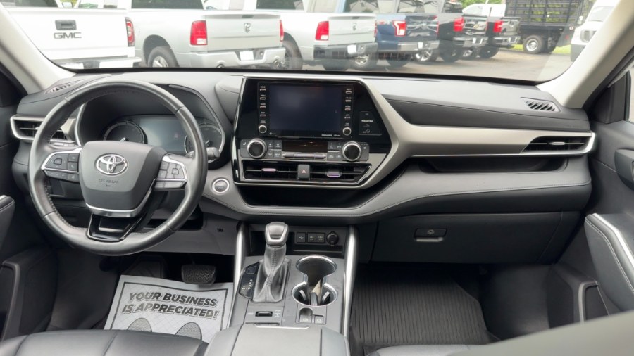 2021 Toyota Highlander XLE AWD (Natl), available for sale in Waterbury, Connecticut | West End Automotive Center. Waterbury, Connecticut 2021 Toyota Highlander XLE AWD (Natl), available for sale in Waterbury, Connecticut | West End Automotive Center. Waterbury, Connecticut
