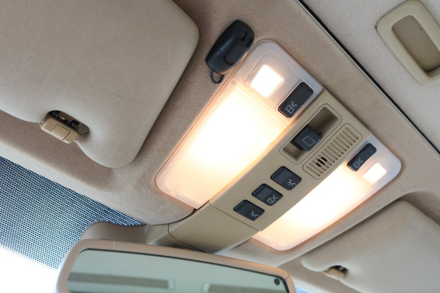 1999 Mercedes-Benz S-Class 4dr Sdn 3.2L SWB, available for sale in Bristol, Connecticut | Dealmax Motors LLC. Bristol, Connecticut 1999 Mercedes-Benz S-Class 4dr Sdn 3.2L SWB, available for sale in Bristol, Connecticut | Dealmax Motors LLC. Bristol, Connecticut