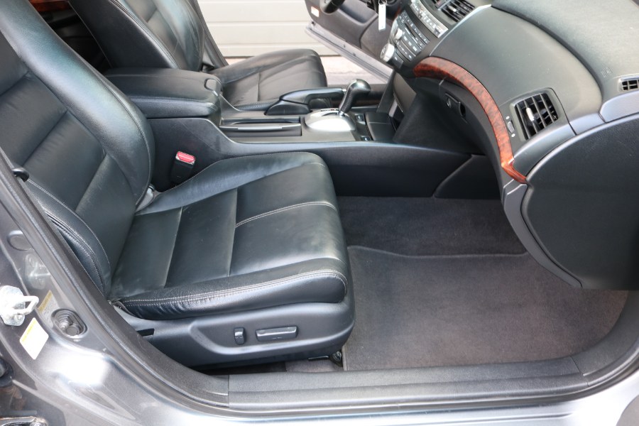 2011 Honda Accord Crosstour 4WD 5dr EX-L, available for sale in Bristol, Connecticut | Dealmax Motors LLC. Bristol, Connecticut 2011 Honda Accord Crosstour 4WD 5dr EX-L, available for sale in Bristol, Connecticut | Dealmax Motors LLC. Bristol, Connecticut
