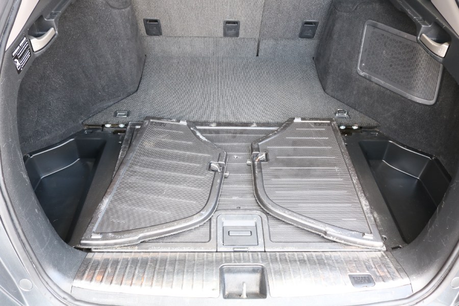 2011 Honda Accord Crosstour 4WD 5dr EX-L, available for sale in Bristol, Connecticut | Dealmax Motors LLC. Bristol, Connecticut 2011 Honda Accord Crosstour 4WD 5dr EX-L, available for sale in Bristol, Connecticut | Dealmax Motors LLC. Bristol, Connecticut