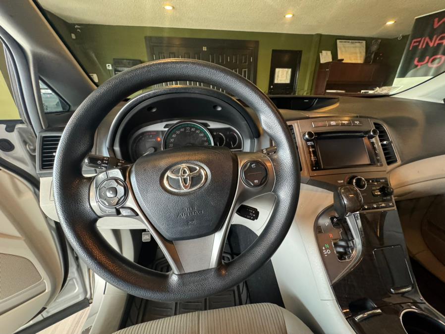 2013 Toyota Venza 4dr Wgn I4 AWD LE (Natl), available for sale in West Hartford, Connecticut | AutoMax. West Hartford, Connecticut 2013 Toyota Venza 4dr Wgn I4 AWD LE (Natl), available for sale in West Hartford, Connecticut | AutoMax. West Hartford, Connecticut