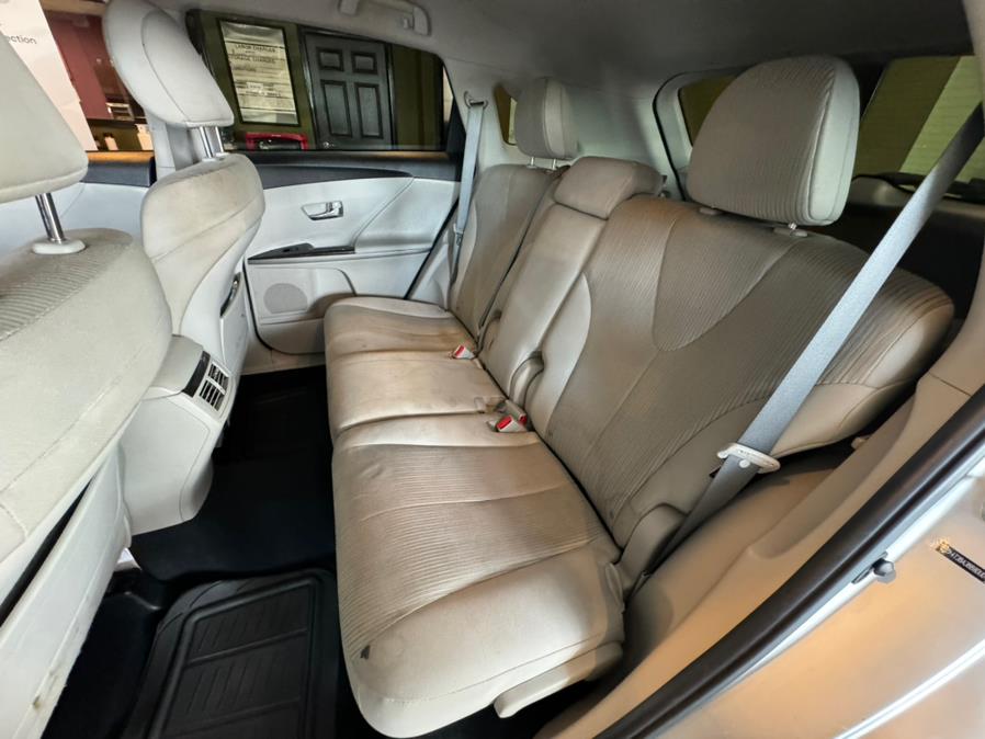 2013 Toyota Venza 4dr Wgn I4 AWD LE (Natl), available for sale in West Hartford, Connecticut | AutoMax. West Hartford, Connecticut 2013 Toyota Venza 4dr Wgn I4 AWD LE (Natl), available for sale in West Hartford, Connecticut | AutoMax. West Hartford, Connecticut