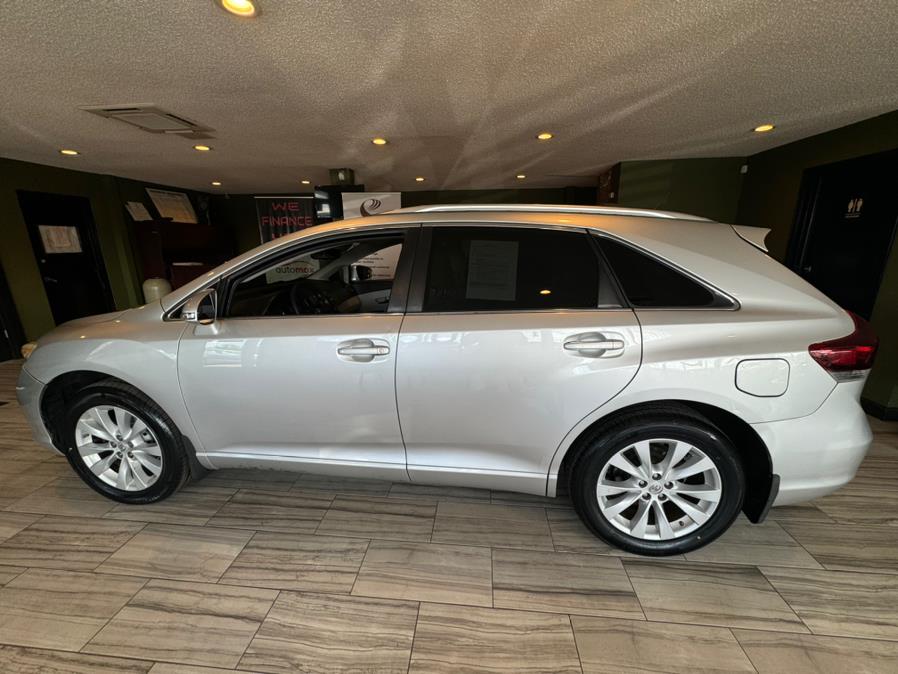 2013 Toyota Venza 4dr Wgn I4 AWD LE (Natl), available for sale in West Hartford, Connecticut | AutoMax. West Hartford, Connecticut 2013 Toyota Venza 4dr Wgn I4 AWD LE (Natl), available for sale in West Hartford, Connecticut | AutoMax. West Hartford, Connecticut