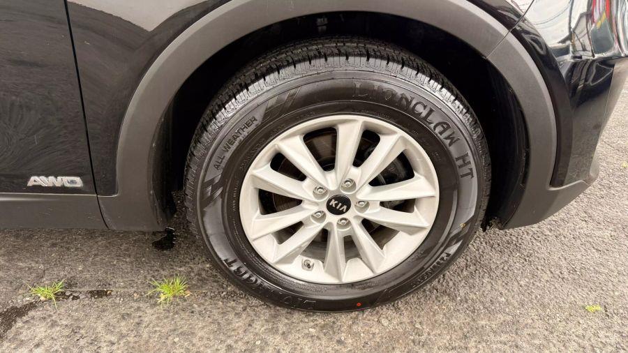 2019 Kia Sorento LX Sport Utility 4D, available for sale in Linden, New Jersey | Route 27 Auto Mall. Linden, New Jersey 2019 Kia Sorento LX Sport Utility 4D, available for sale in Linden, New Jersey | Route 27 Auto Mall. Linden, New Jersey