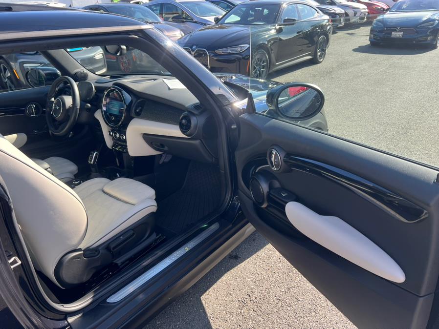 2022 MINI Cooper SE EV, available for sale in Daly City, California | Green Light Auto Wholesale. Daly City, California 2022 MINI Cooper SE EV, available for sale in Daly City, California | Green Light Auto Wholesale. Daly City, California