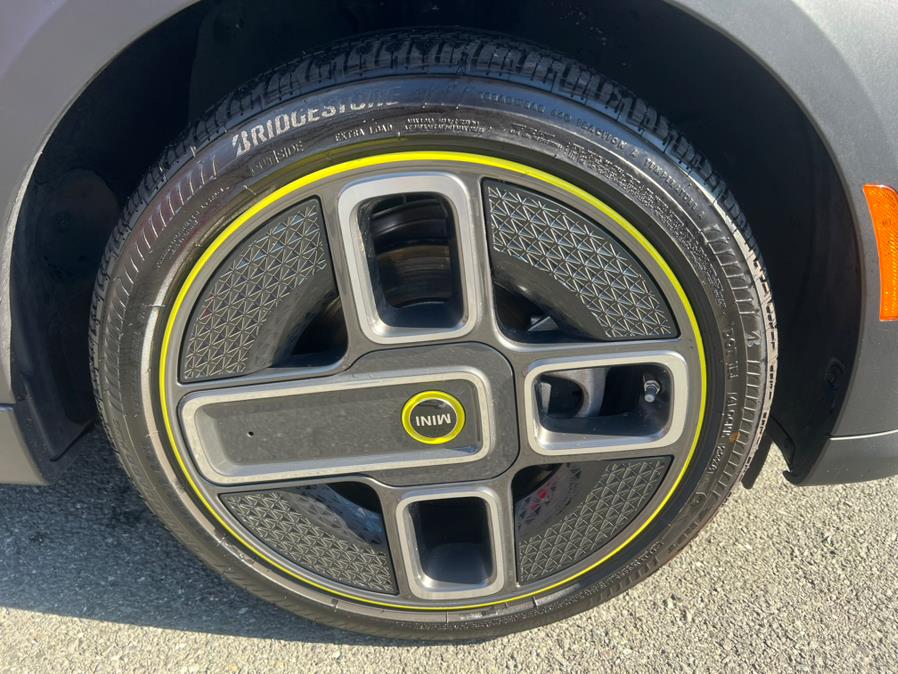 2022 MINI Cooper SE EV, available for sale in Daly City, California | Green Light Auto Wholesale. Daly City, California 2022 MINI Cooper SE EV, available for sale in Daly City, California | Green Light Auto Wholesale. Daly City, California