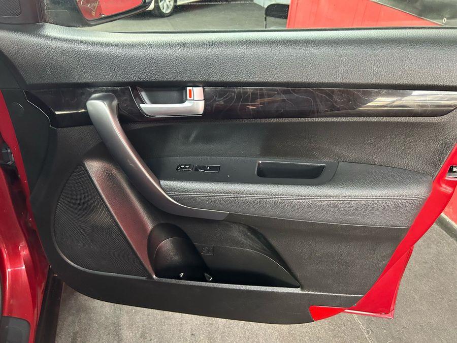 2014 Kia Sorento LX 4DR, available for sale in Garfield, New Jersey | Urban Motors Collection. Garfield, New Jersey 2014 Kia Sorento LX 4DR, available for sale in Garfield, New Jersey | Urban Motors Collection. Garfield, New Jersey