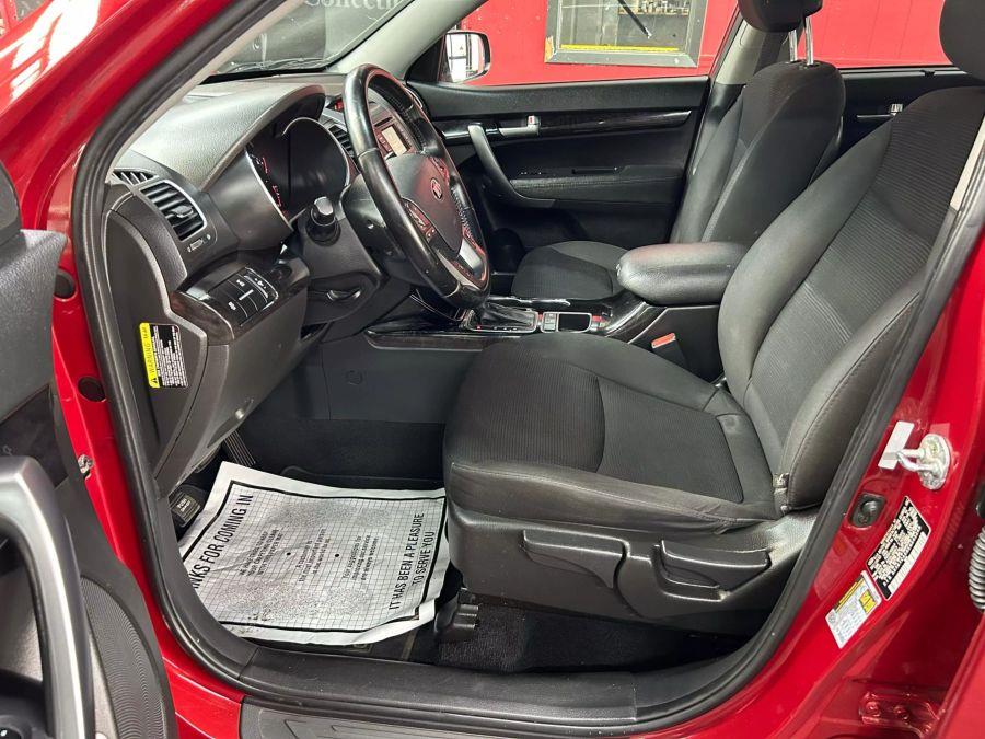2014 Kia Sorento LX 4DR, available for sale in Garfield, New Jersey | Urban Motors Collection. Garfield, New Jersey 2014 Kia Sorento LX 4DR, available for sale in Garfield, New Jersey | Urban Motors Collection. Garfield, New Jersey