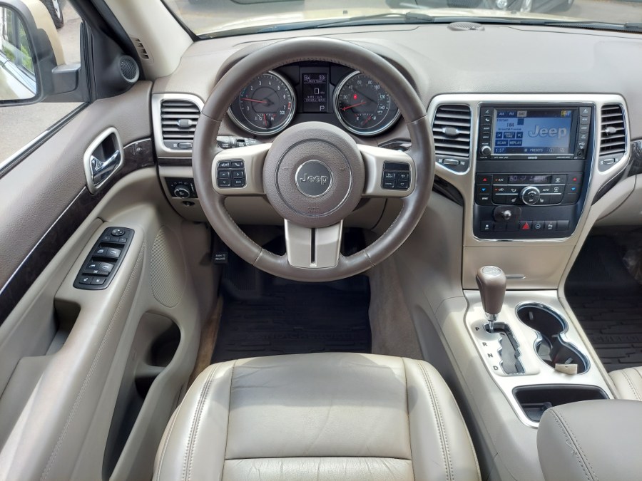 2011 Jeep Grand Cherokee 4WD 4dr Laredo, available for sale in East Windsor, Connecticut | United Auto Sales of E Windsor, Inc. East Windsor, Connecticut 2011 Jeep Grand Cherokee 4WD 4dr Laredo, available for sale in East Windsor, Connecticut | United Auto Sales of E Windsor, Inc. East Windsor, Connecticut