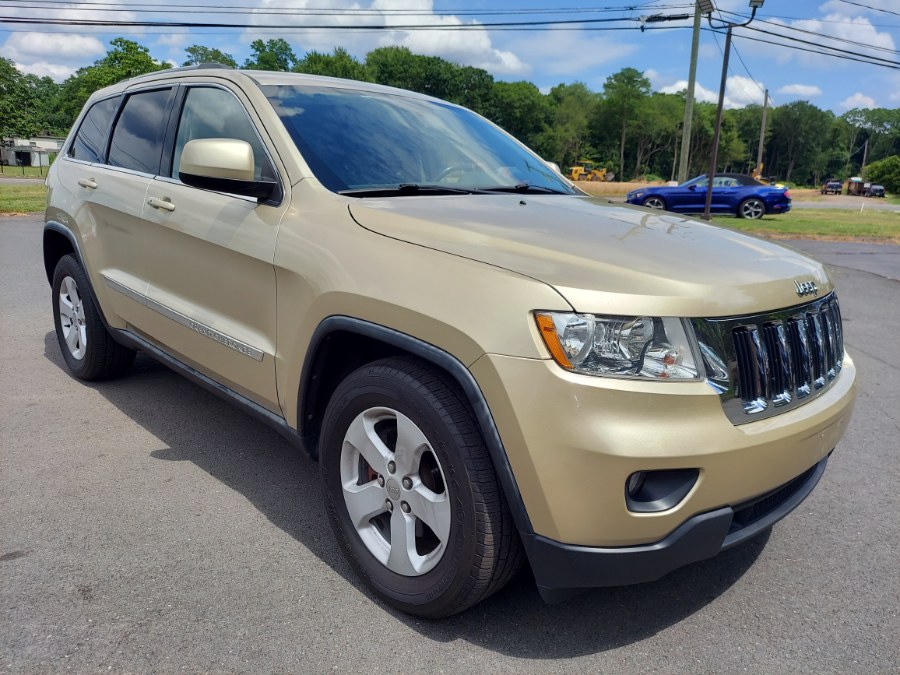 2011 Jeep Grand Cherokee 4WD 4dr Laredo, available for sale in East Windsor, Connecticut | United Auto Sales of E Windsor, Inc. East Windsor, Connecticut 2011 Jeep Grand Cherokee 4WD 4dr Laredo, available for sale in East Windsor, Connecticut | United Auto Sales of E Windsor, Inc. East Windsor, Connecticut