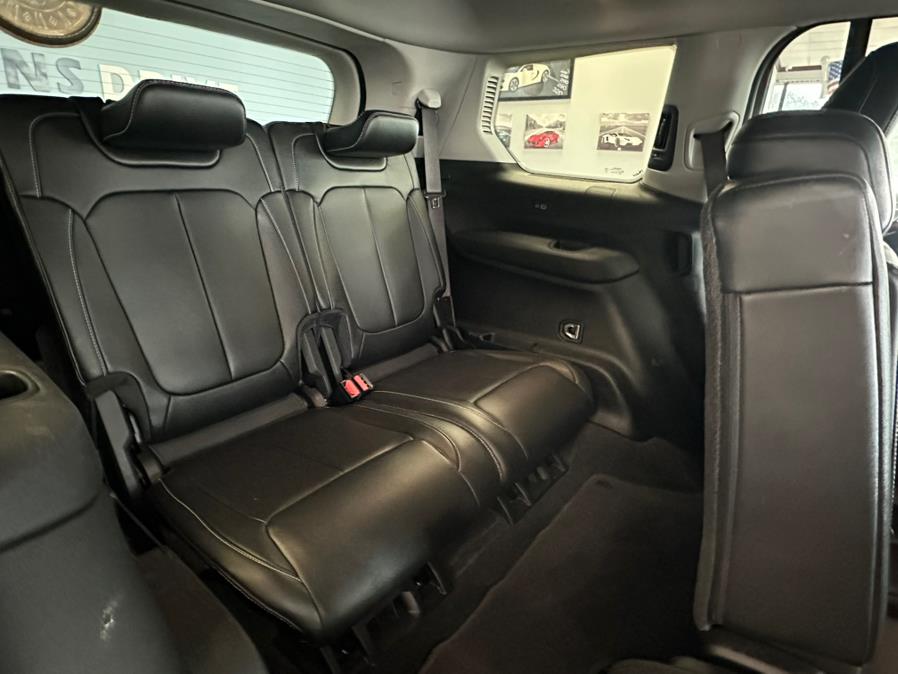 2021 Jeep Grand Cherokee L Limited 4x4, available for sale in Inwood, New York | 5 Towns Drive. Inwood, New York 2021 Jeep Grand Cherokee L Limited 4x4, available for sale in Inwood, New York | 5 Towns Drive. Inwood, New York