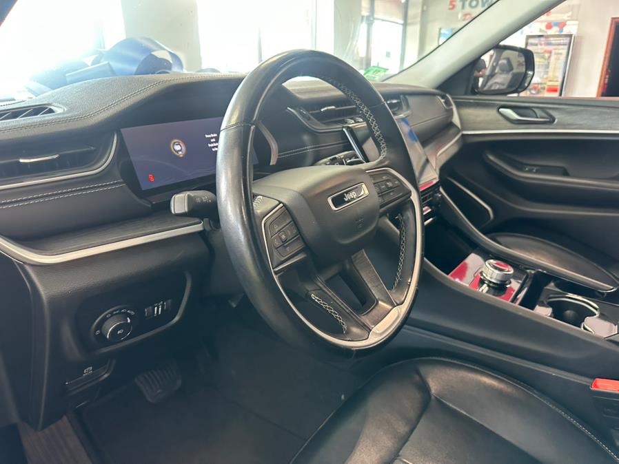 2021 Jeep Grand Cherokee L Limited 4x4, available for sale in Inwood, New York | 5 Towns Drive. Inwood, New York 2021 Jeep Grand Cherokee L Limited 4x4, available for sale in Inwood, New York | 5 Towns Drive. Inwood, New York