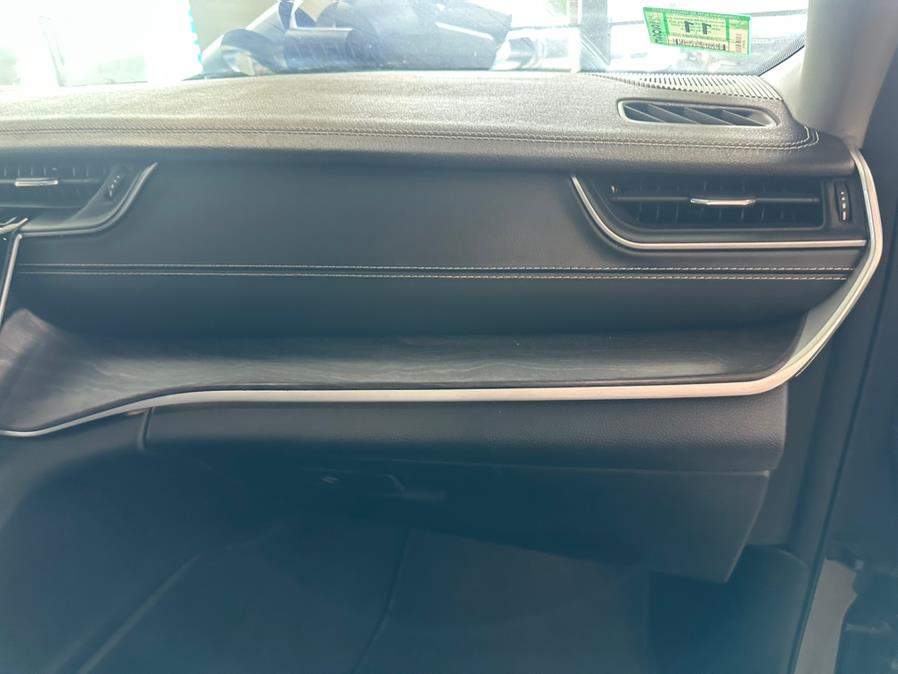 2021 Jeep Grand Cherokee L Limited 4x4, available for sale in Inwood, New York | 5 Towns Drive. Inwood, New York 2021 Jeep Grand Cherokee L Limited 4x4, available for sale in Inwood, New York | 5 Towns Drive. Inwood, New York