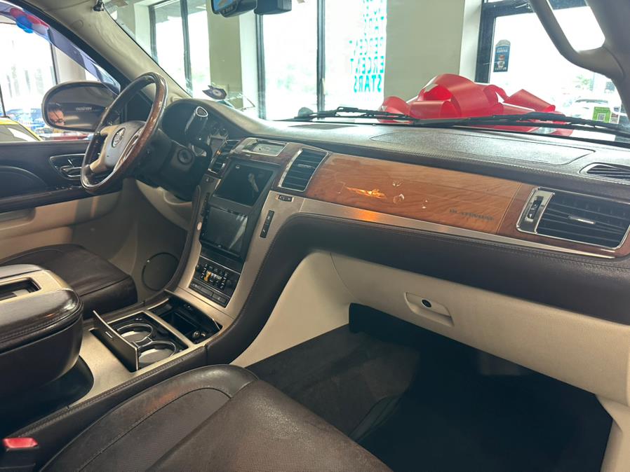 2011 Cadillac Escalade AWD 4dr Platinum Edition, available for sale in Inwood, New York | 5 Towns Drive. Inwood, New York 2011 Cadillac Escalade AWD 4dr Platinum Edition, available for sale in Inwood, New York | 5 Towns Drive. Inwood, New York