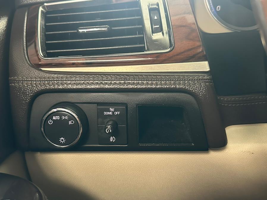 2011 Cadillac Escalade AWD 4dr Platinum Edition, available for sale in Inwood, New York | 5 Towns Drive. Inwood, New York 2011 Cadillac Escalade AWD 4dr Platinum Edition, available for sale in Inwood, New York | 5 Towns Drive. Inwood, New York