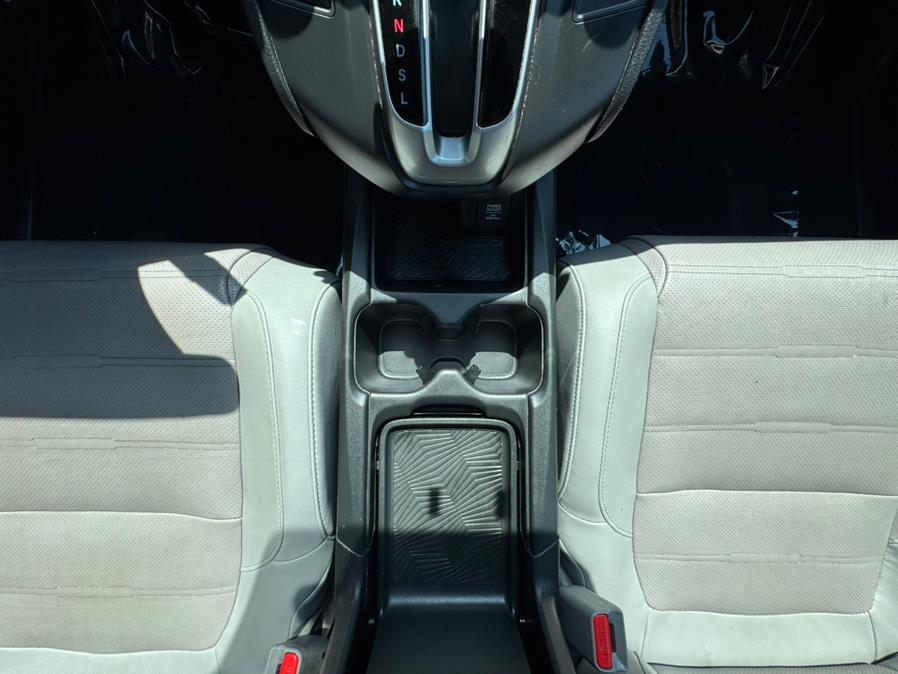 2019 Honda CR-V EX-L AWD, available for sale in Newark, New Jersey | Champion Auto Sales. Newark, New Jersey 2019 Honda CR-V EX-L AWD, available for sale in Newark, New Jersey | Champion Auto Sales. Newark, New Jersey