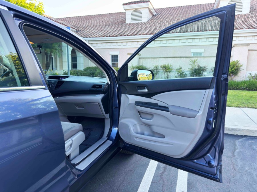2012 Honda CR-V 2WD 5dr LX, available for sale in Lake Forest, California | Pacific Green Line. Lake Forest, California 2012 Honda CR-V 2WD 5dr LX, available for sale in Lake Forest, California | Pacific Green Line. Lake Forest, California