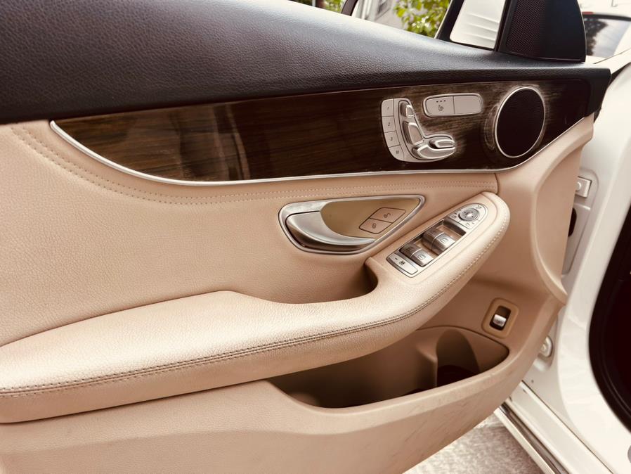 2015 Mercedes-Benz C-Class 4dr Sdn C 300 Luxury 4MATIC, available for sale in Irvington, New Jersey | Elis Motors Corp. Irvington, New Jersey 2015 Mercedes-Benz C-Class 4dr Sdn C 300 Luxury 4MATIC, available for sale in Irvington, New Jersey | Elis Motors Corp. Irvington, New Jersey