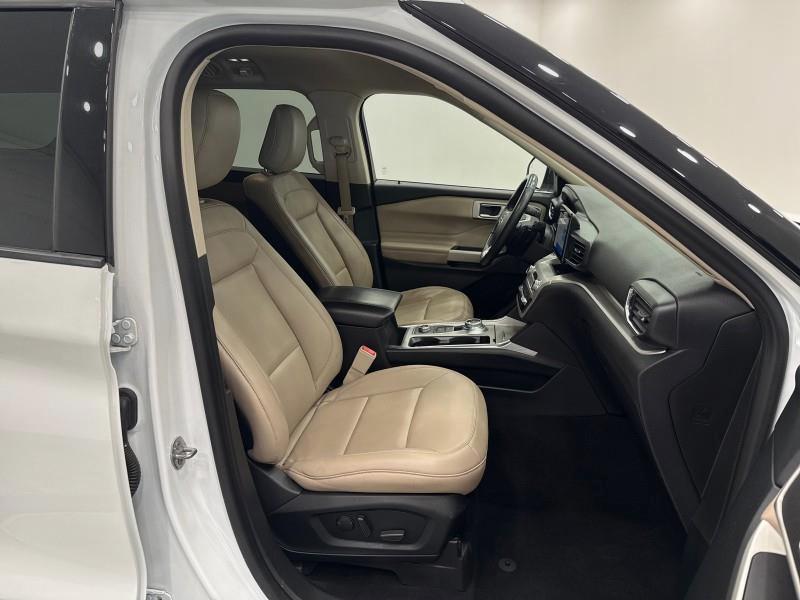 2020 Ford Explorer XLT 4WD, available for sale in Maple Shade, New Jersey | Car Revolution. Maple Shade, New Jersey 2020 Ford Explorer XLT 4WD, available for sale in Maple Shade, New Jersey | Car Revolution. Maple Shade, New Jersey