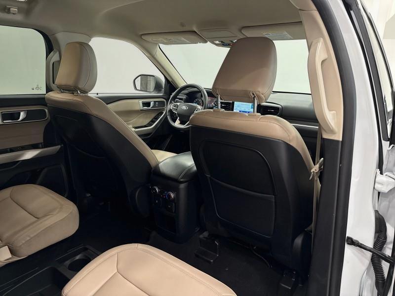 2020 Ford Explorer XLT 4WD, available for sale in Maple Shade, New Jersey | Car Revolution. Maple Shade, New Jersey 2020 Ford Explorer XLT 4WD, available for sale in Maple Shade, New Jersey | Car Revolution. Maple Shade, New Jersey